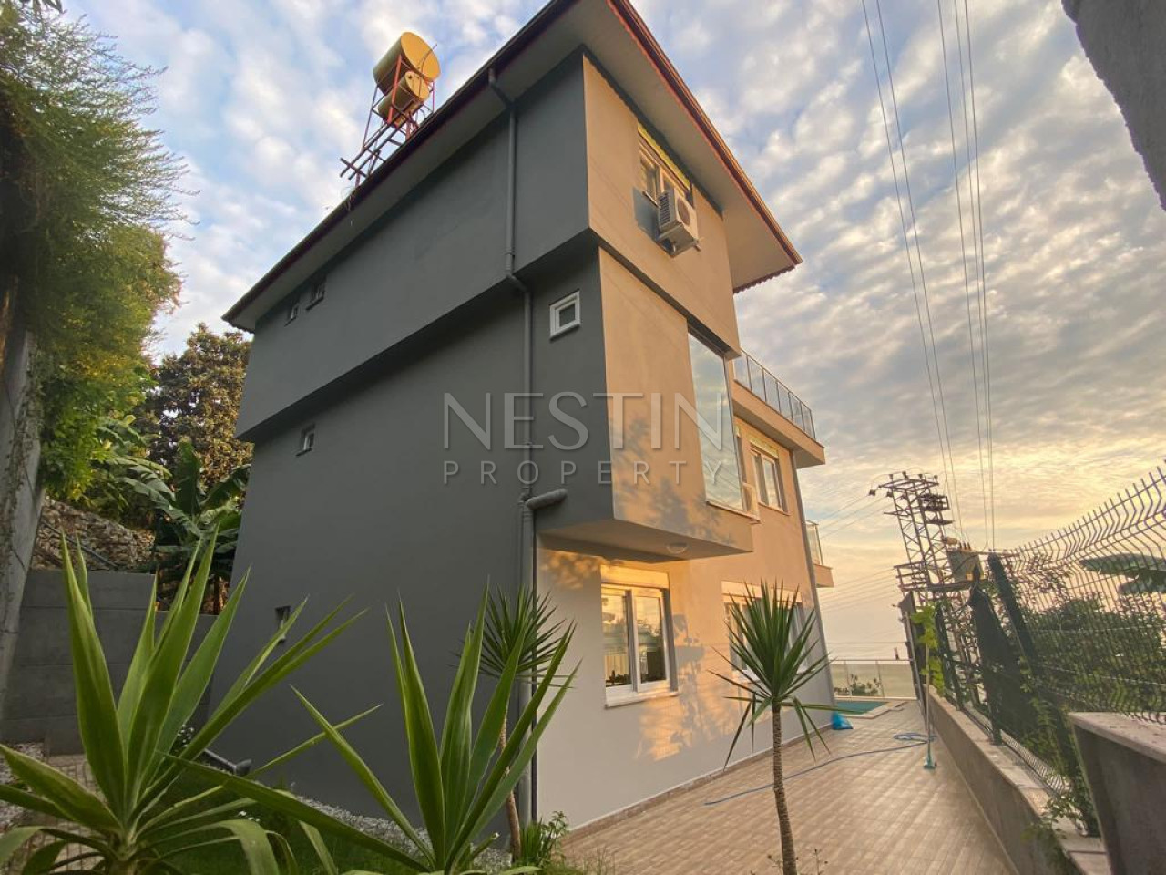 Вилла 3+1 в районе Аланьи в 1500 м от Средиземного моря фото 1