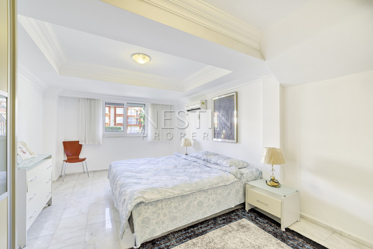 Квартира 4+1 садовый дуплекс, в районе Кестель, в 200 м от Средиземного моря фото 24