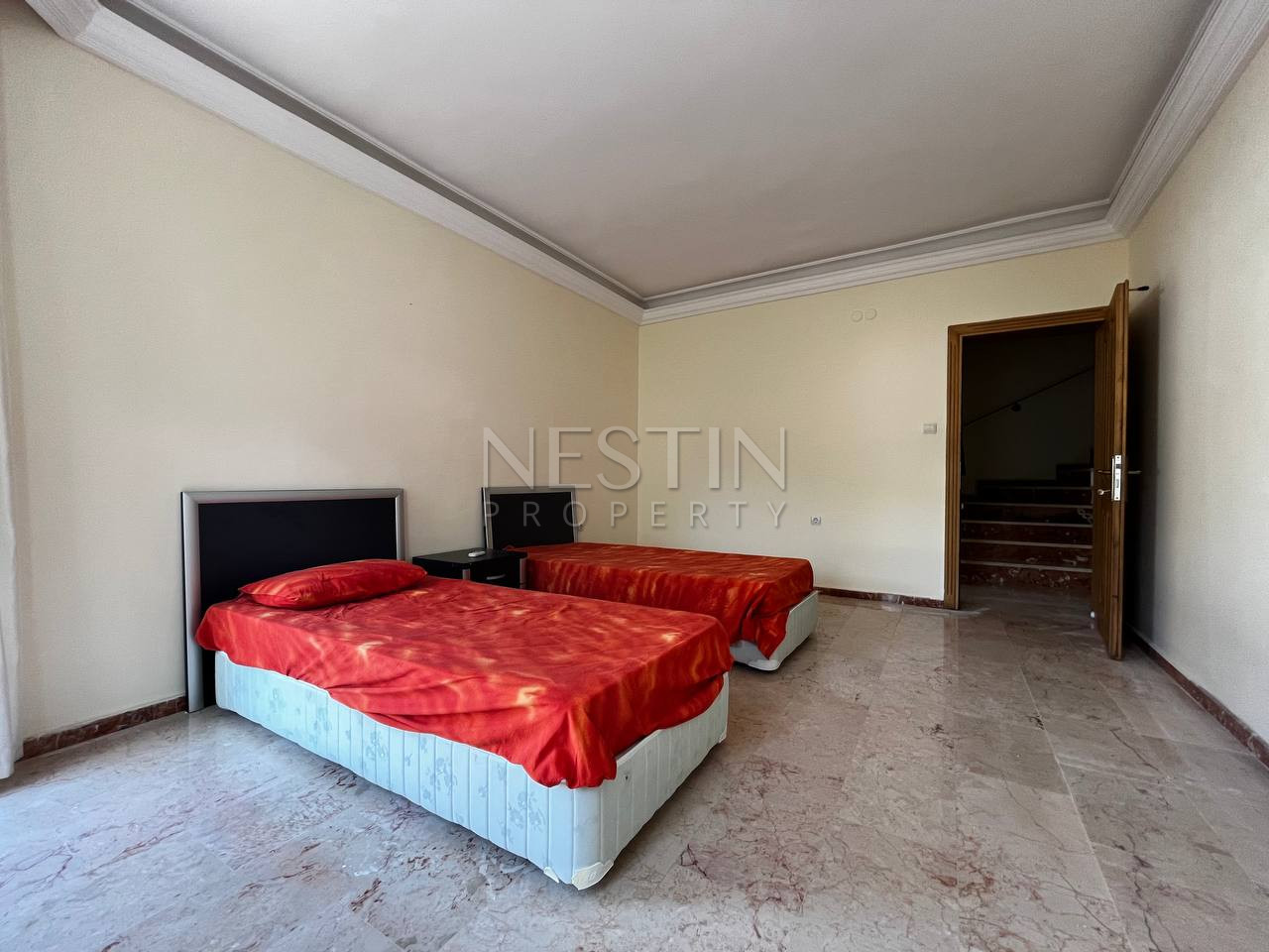 Вилла 5+1 в районе Кестель в 2000 м от Средиземного моря фото 11