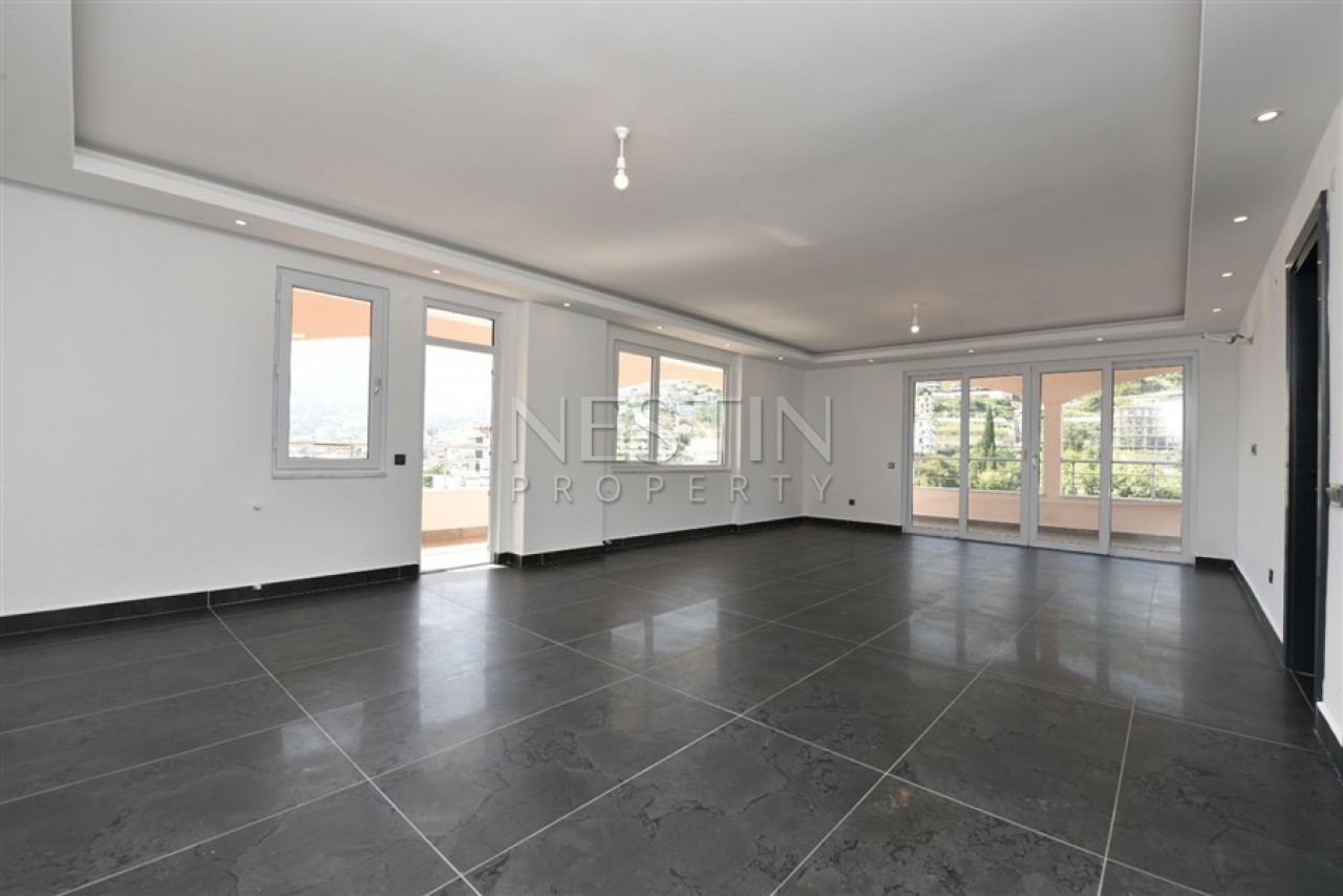 Роскошный пентхаус 6+2 в самом центре Аланьи с личной сауной и дизайнерским ремонтом фото 46