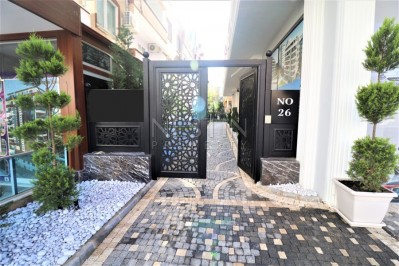 Прекрасный светлый пентхаус 2+1 в новой резиденции в центре Махмутлара фото 2