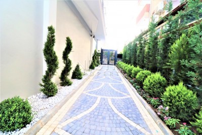 Прекрасный светлый пентхаус 2+1 в новой резиденции в центре Махмутлара фото 4