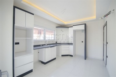 Прекрасный светлый пентхаус 2+1 в новой резиденции в центре Махмутлара фото 15