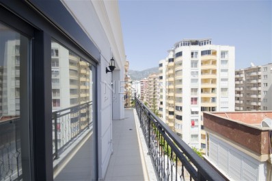 Прекрасный светлый пентхаус 2+1 в новой резиденции в центре Махмутлара фото 21