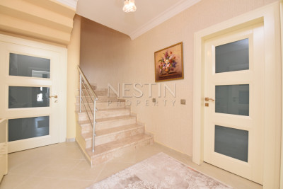 Вилла в районе Бекташ с панорамным видом на море и горы фото 6