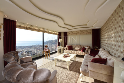 Вилла в районе Бекташ с панорамным видом на море и горы фото 16