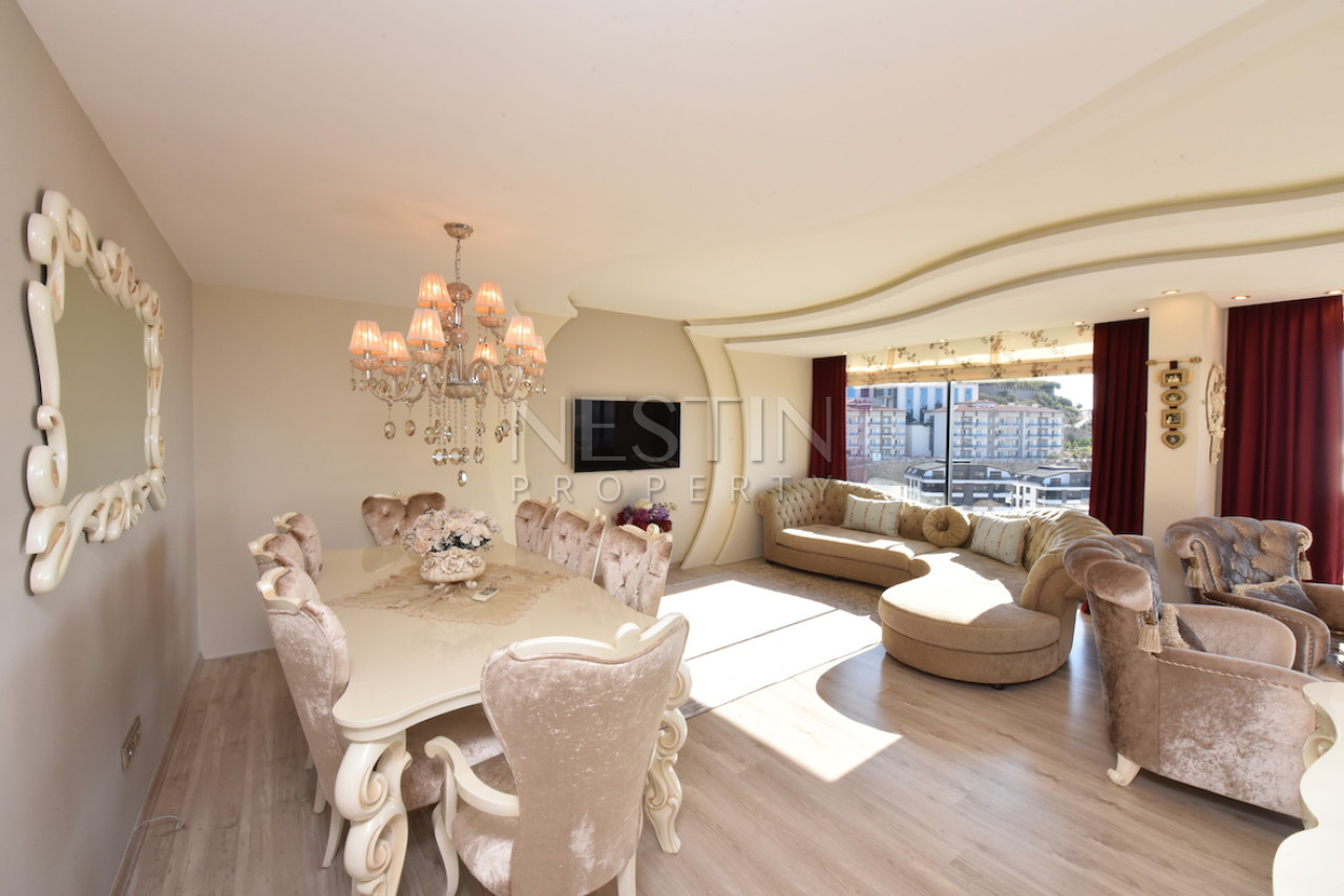 Вилла в районе Бекташ с панорамным видом на море и горы фото 18