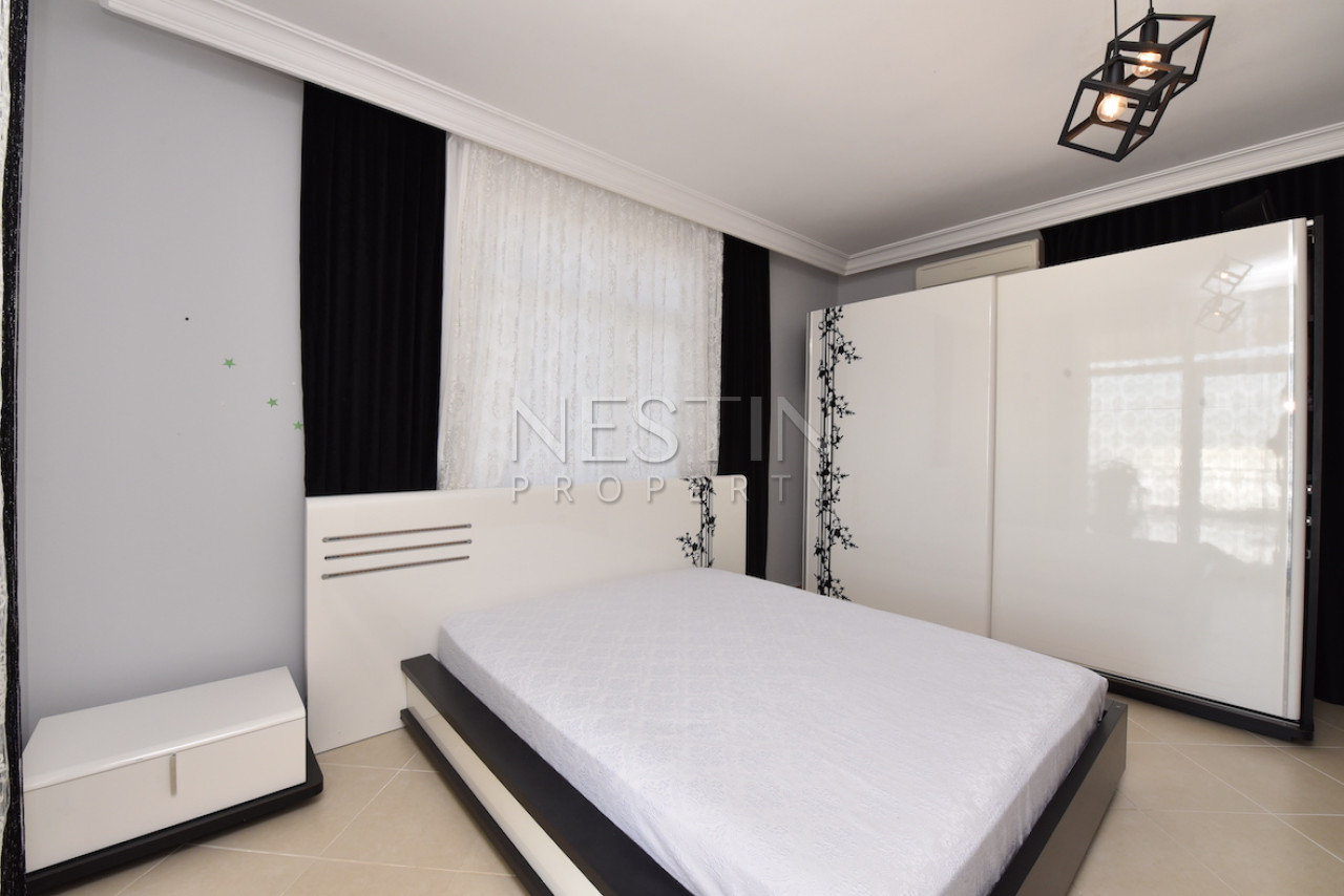 Вилла в районе Бекташ с панорамным видом на море и горы фото 30