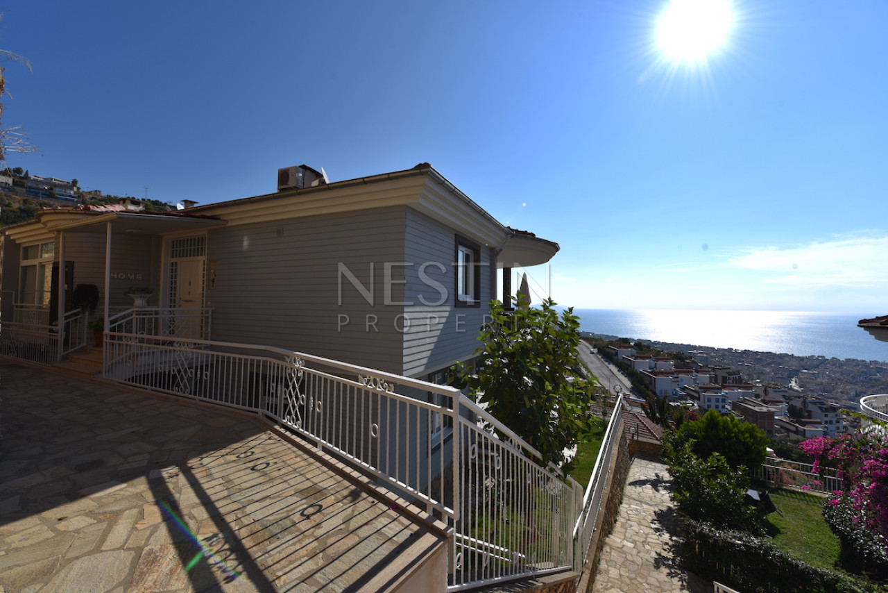 Вилла в районе Бекташ с панорамным видом на море и горы фото 36