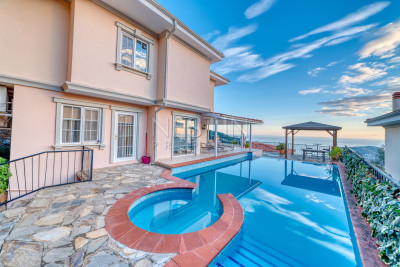 Роскошная вилла 4+1 в районе Тепе с видом на море и горы фото 42