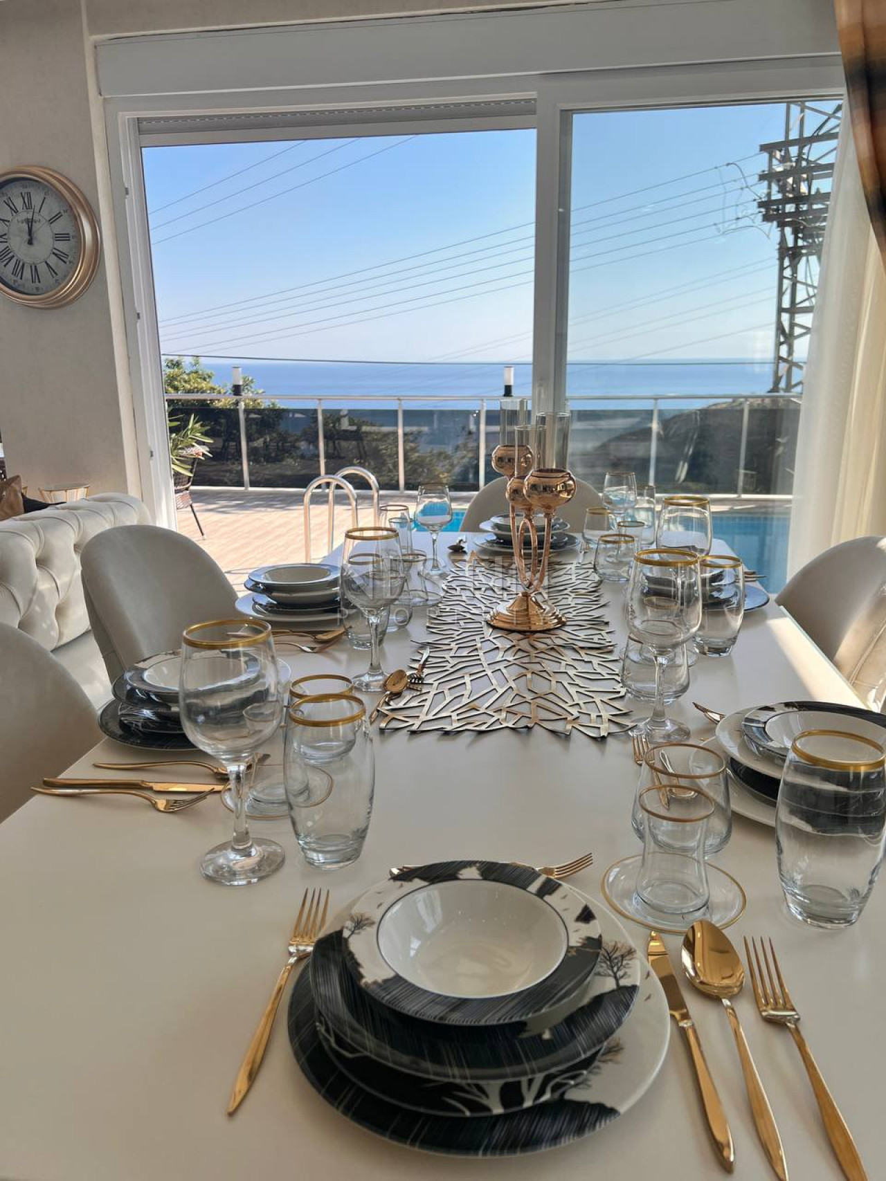 Вилла 3+1 в центре города Аланья в районе Динек с видом на море фото 9