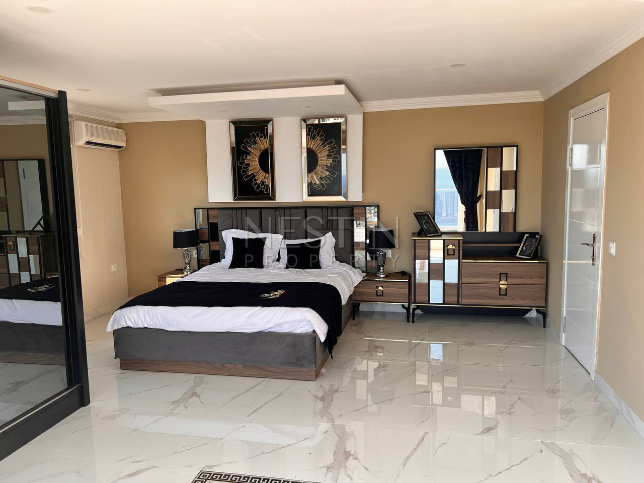 Вилла 3+1 в центре города Аланья в районе Динек с видом на море фото 12