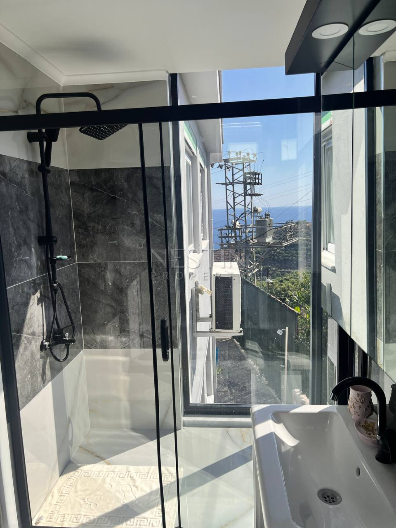 Вилла 3+1 в центре города Аланья в районе Динек с видом на море фото 23