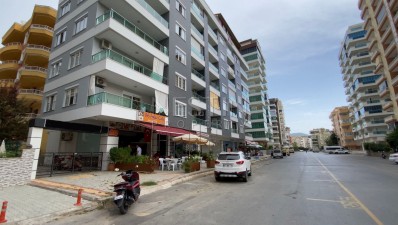 Недорогая квартира 1+1 в новом доме с бассейном в центре Махмутлара фото 1