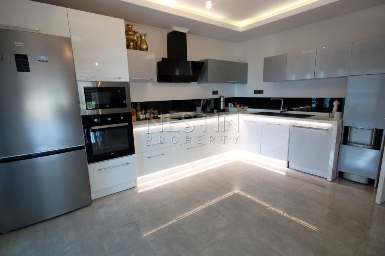 Квартира дуплекс 4+1 в районе Оба в 1500 м от Средиземного моря фото 3