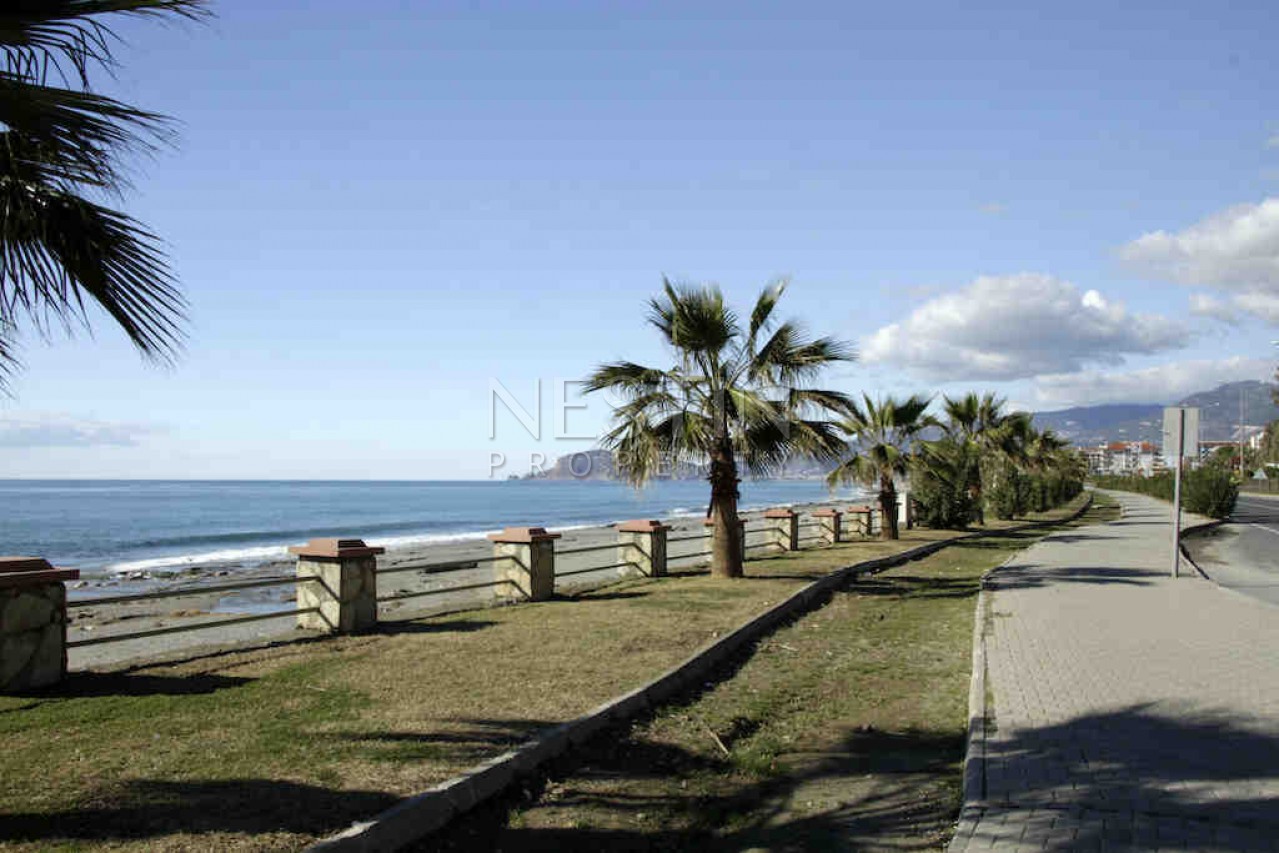 Квартира 2+1 на ПЕРВОЙ береговой линии в Кестеле по супер-цене! фото 1