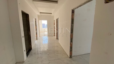 Просторные апартаменты 3+1 с отдельной кухней в новом жилом комплексе в Махмутларе фото 22