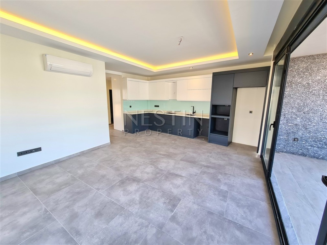 Квартира 3+1 в районе Оба в новом жилом комплексе в 1000 м от Средиземного моря фото 4