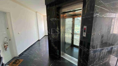 Двухуровневые апартаменты 4+1 с видом на море в уютном жилом комплексе в районе Кестель фото 2