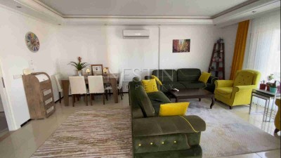 Двухуровневые апартаменты 4+1 с видом на море в уютном жилом комплексе в районе Кестель фото 13