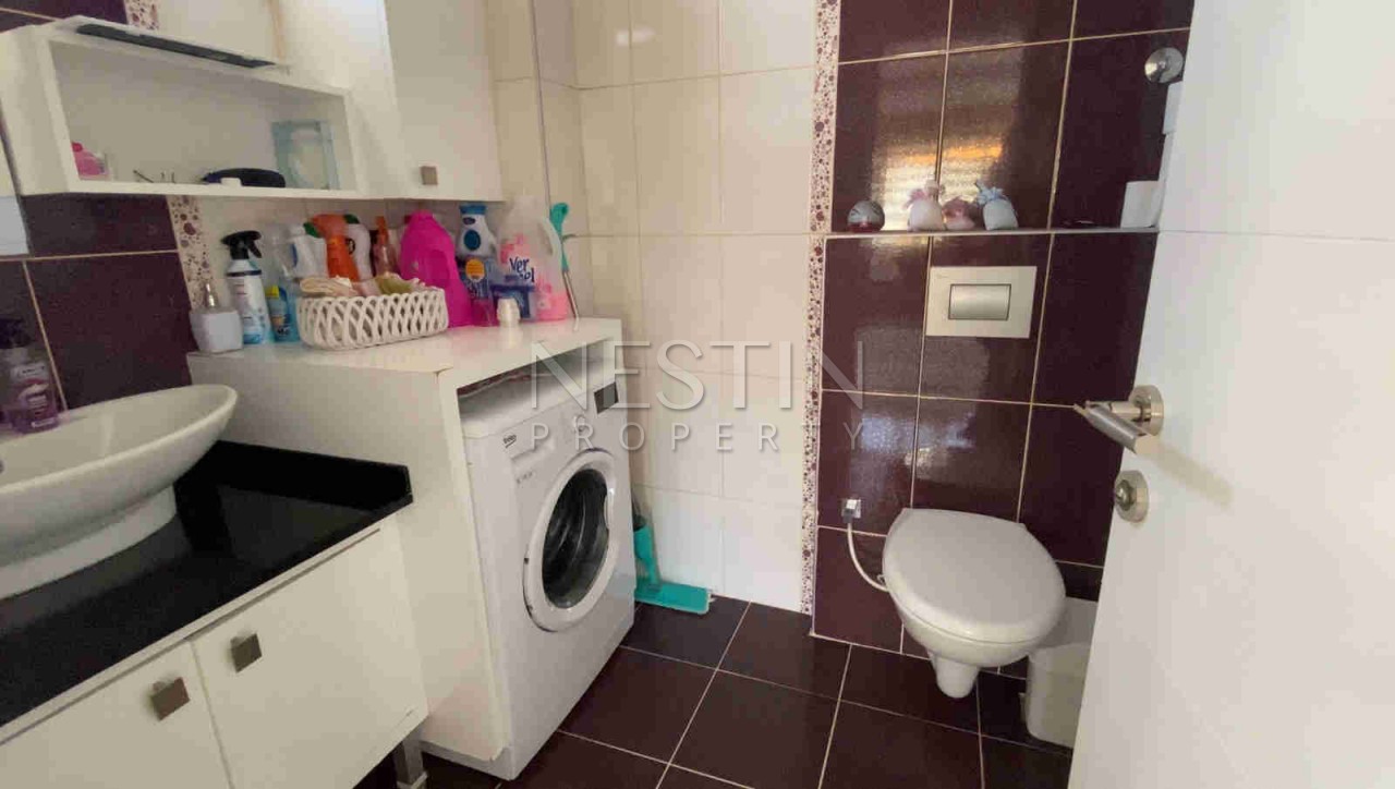 Двухуровневые апартаменты 4+1 с видом на море в уютном жилом комплексе в районе Кестель фото 18