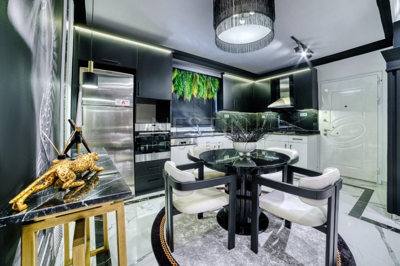 Вилла 3+1 в центре города Аланья в районе Тепе с видом на море и горы фото 3