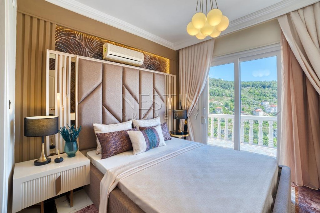 Вилла 3+1 в центре города Аланья в районе Тепе с видом на море и горы фото 19