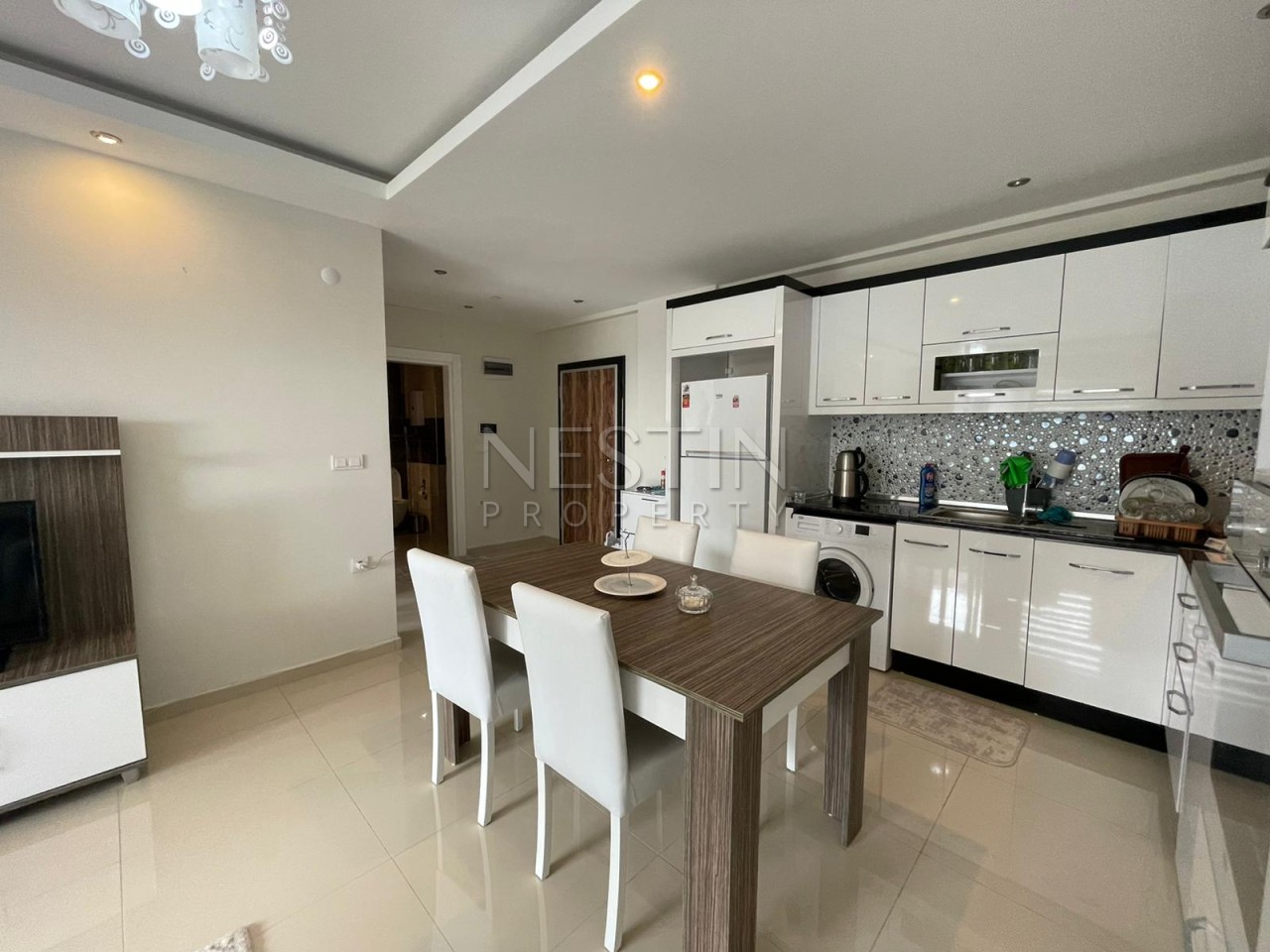 Квартира 1+1 в районе Кестель в 400 метрах от Средиземного моря. фото 2