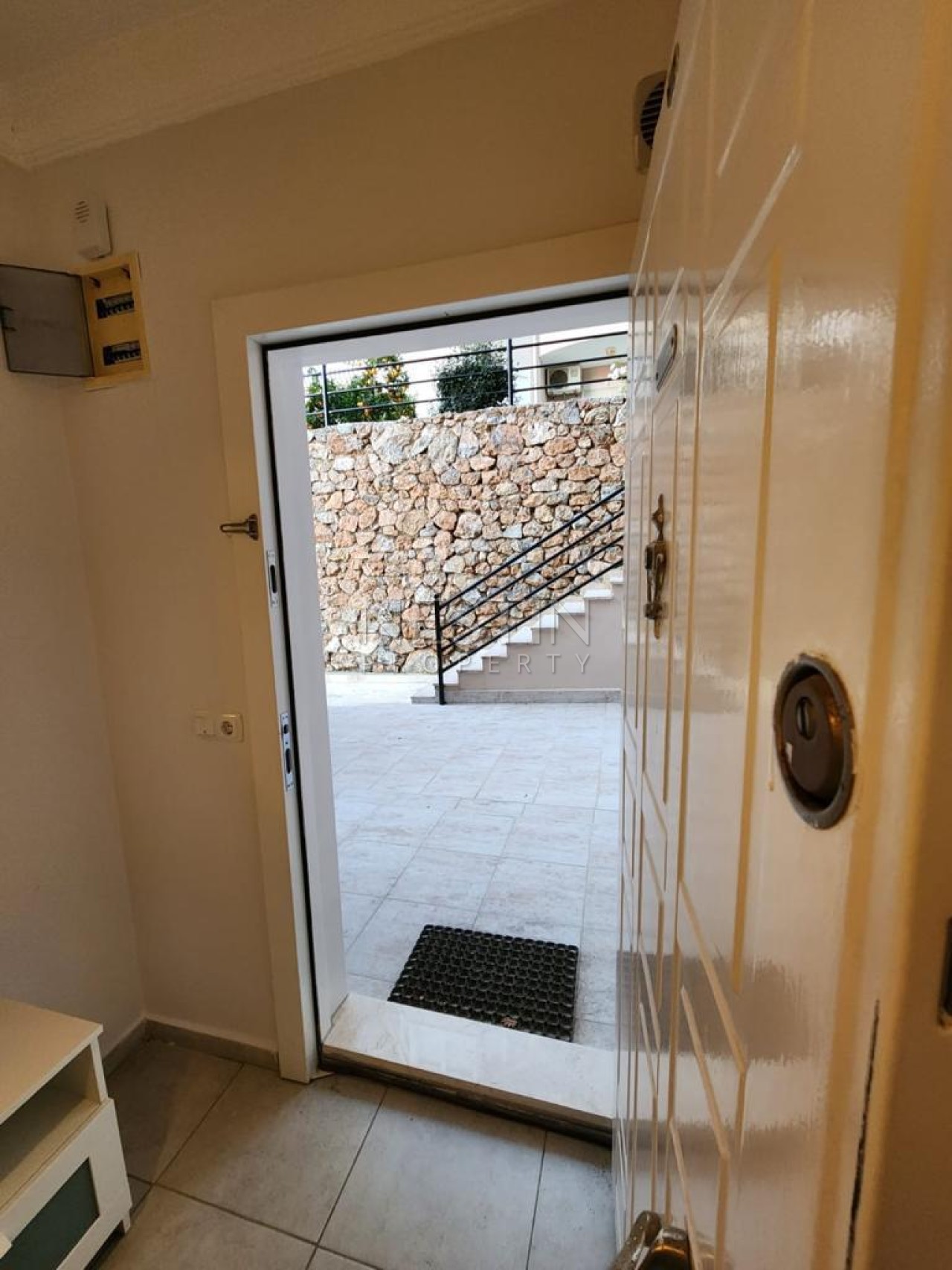 Дом 2+1 в центре города Аланья в районе Бекташ с видом на море и горы фото 2