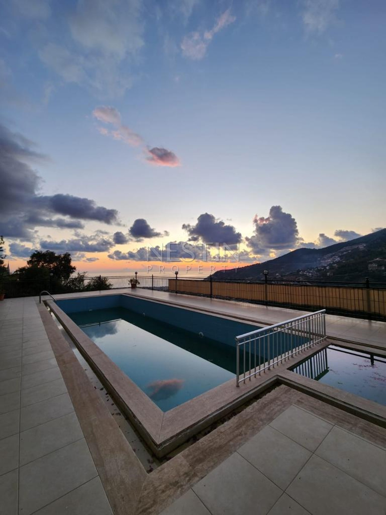 Дом 2+1 в центре города Аланья в районе Бекташ с видом на море и горы фото 17