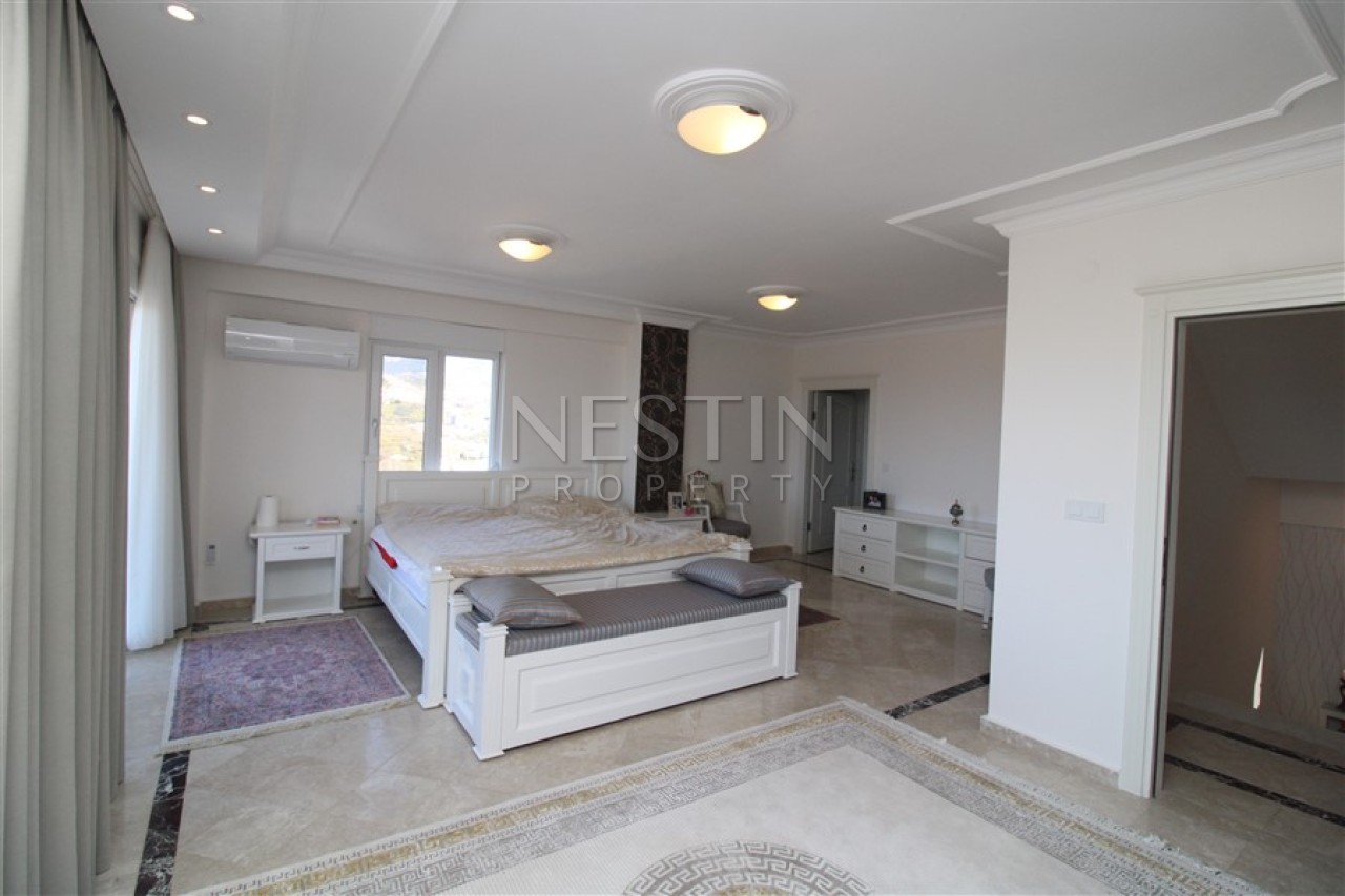 Вилла 6+2 в районе Каргыджак в 1000 м от Средиземного моря с видом на море фото 16