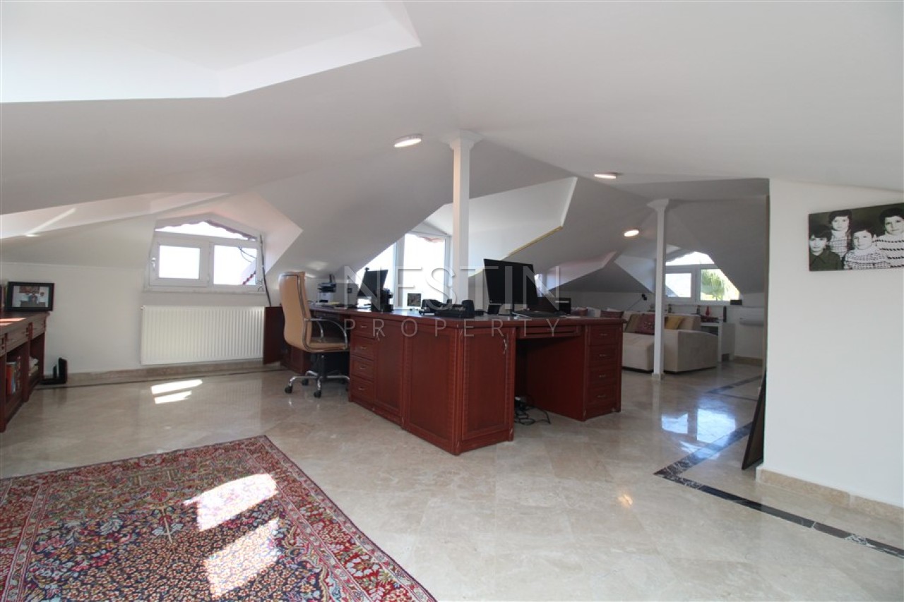 Вилла 6+2 в районе Каргыджак в 1000 м от Средиземного моря с видом на море фото 21