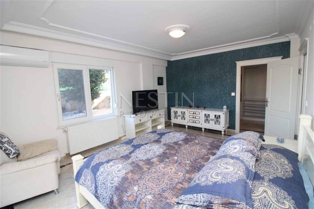 Вилла 6+2 в районе Каргыджак в 1000 м от Средиземного моря с видом на море фото 23