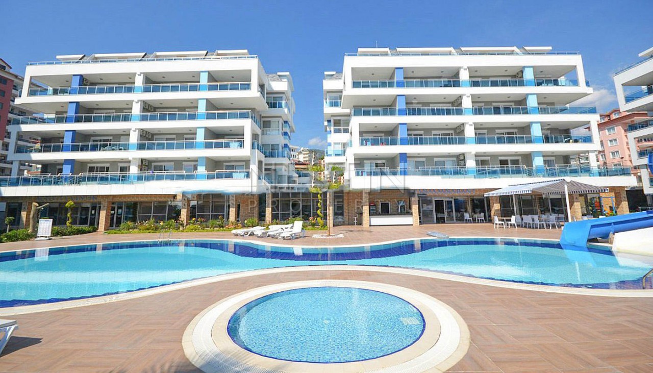 Квартира с мебелью 1+1 в элитном жилом комплексе в районе Оба фото 1