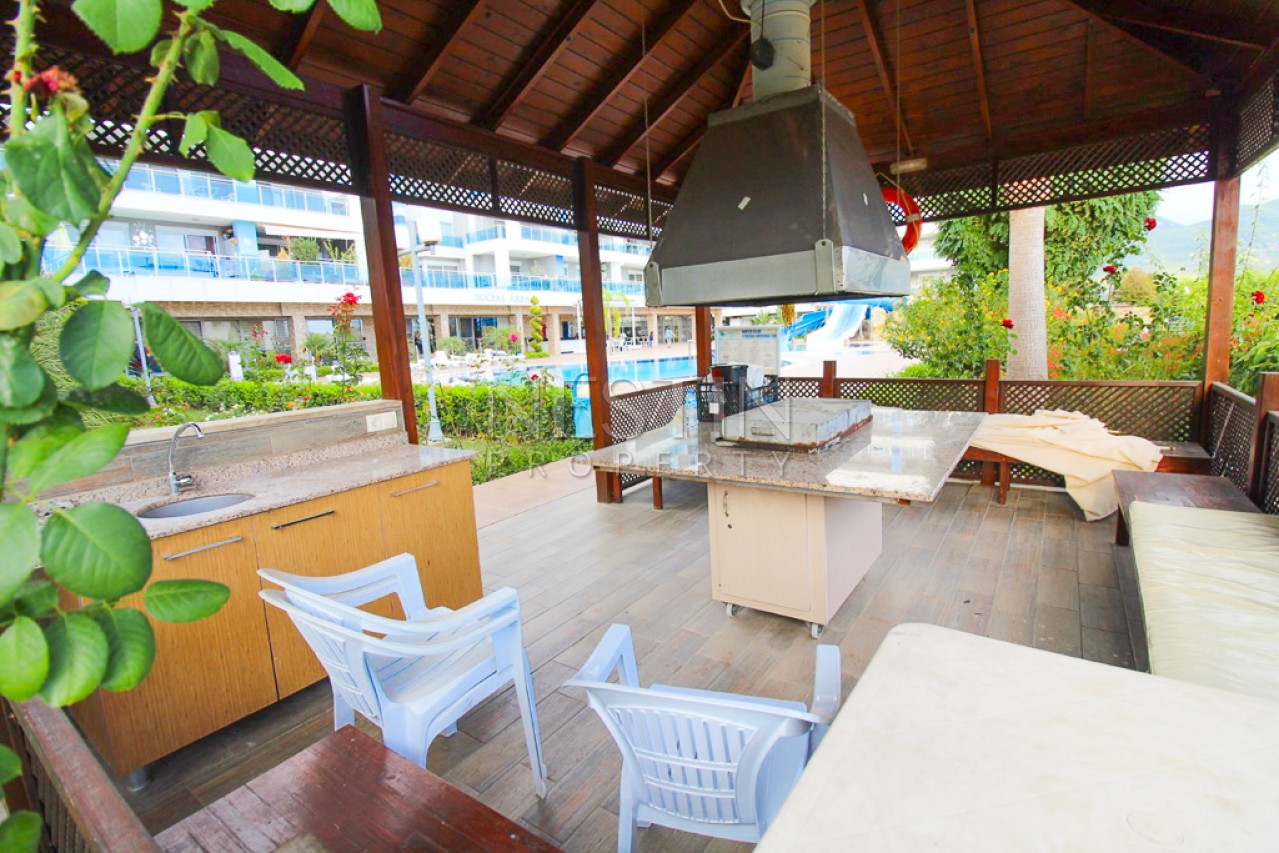 Квартира с мебелью 1+1 в элитном жилом комплексе в районе Оба фото 8