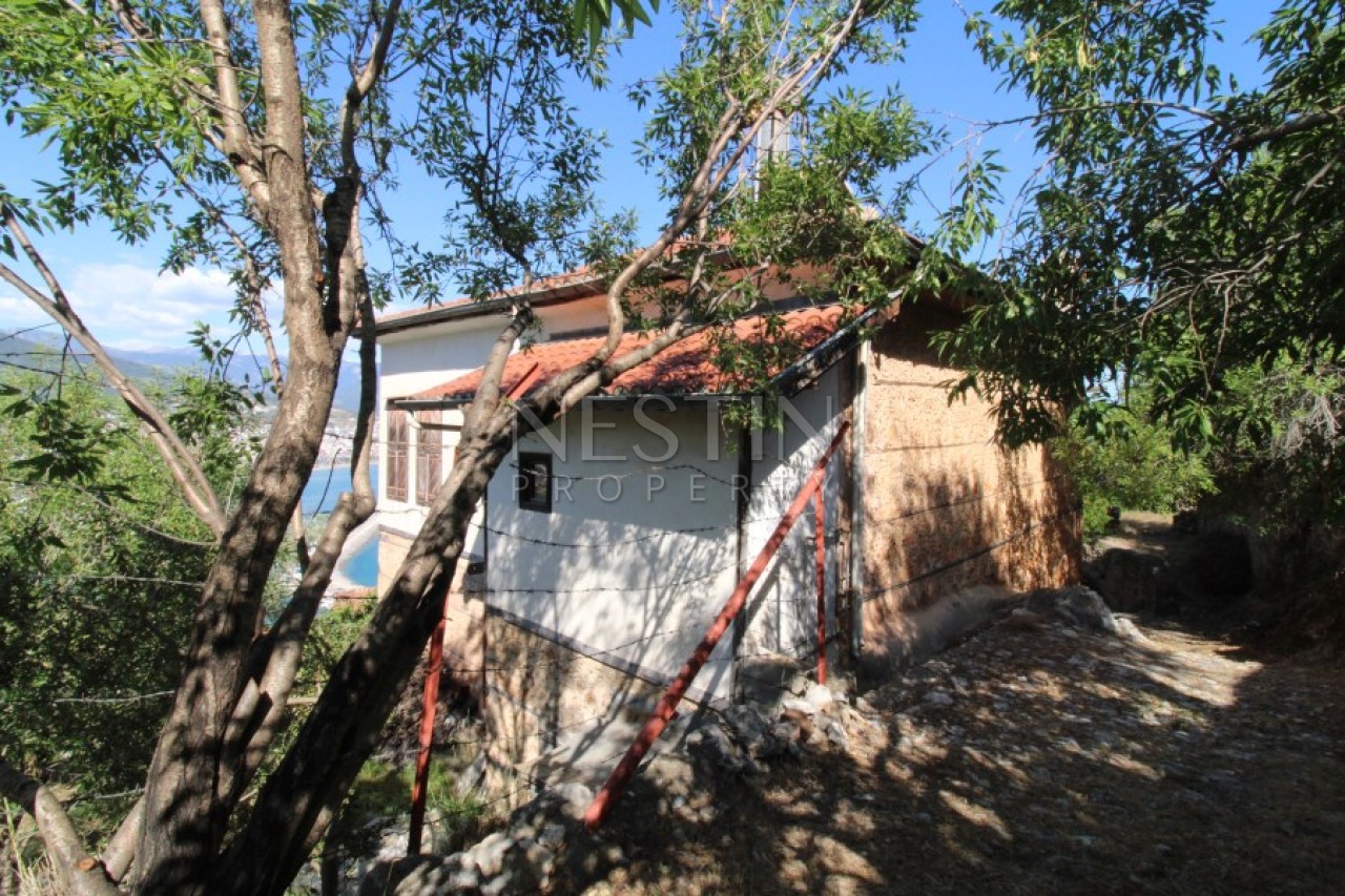 Вилла 5+1 в центре города Аланья в 250 м от Средиземного моря с видом на море и крепость фото 18