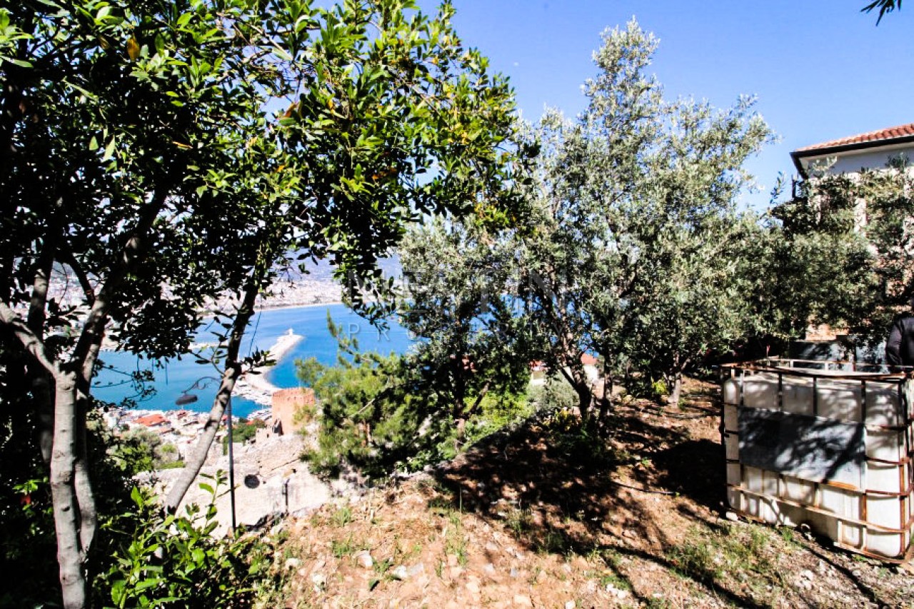 Вилла 5+1 в центре города Аланья в 250 м от Средиземного моря с видом на море и крепость фото 23