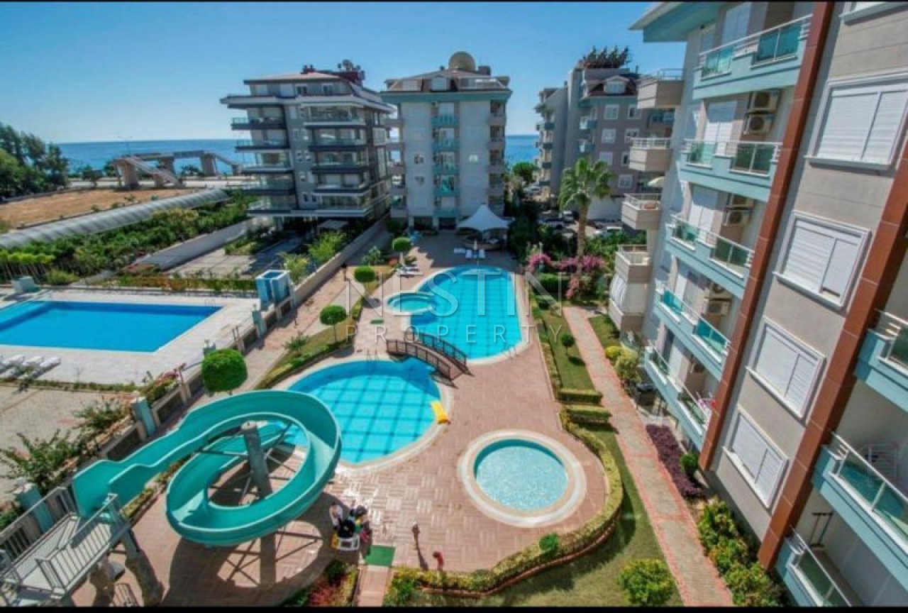 Квартира 1+1 в районе Кестель на первой береговой линии фото 2