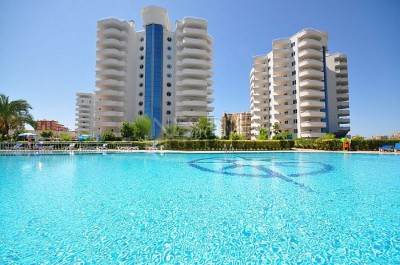 Большая квартира 2+1 в известном комплексе в районе Махмутлар фото 1