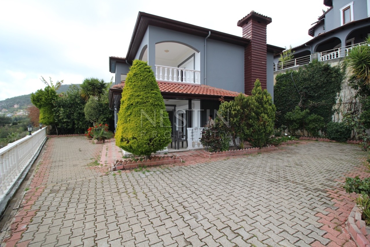 Вилла 3+1 в центре города Аланья с видом на море и горы фото 18