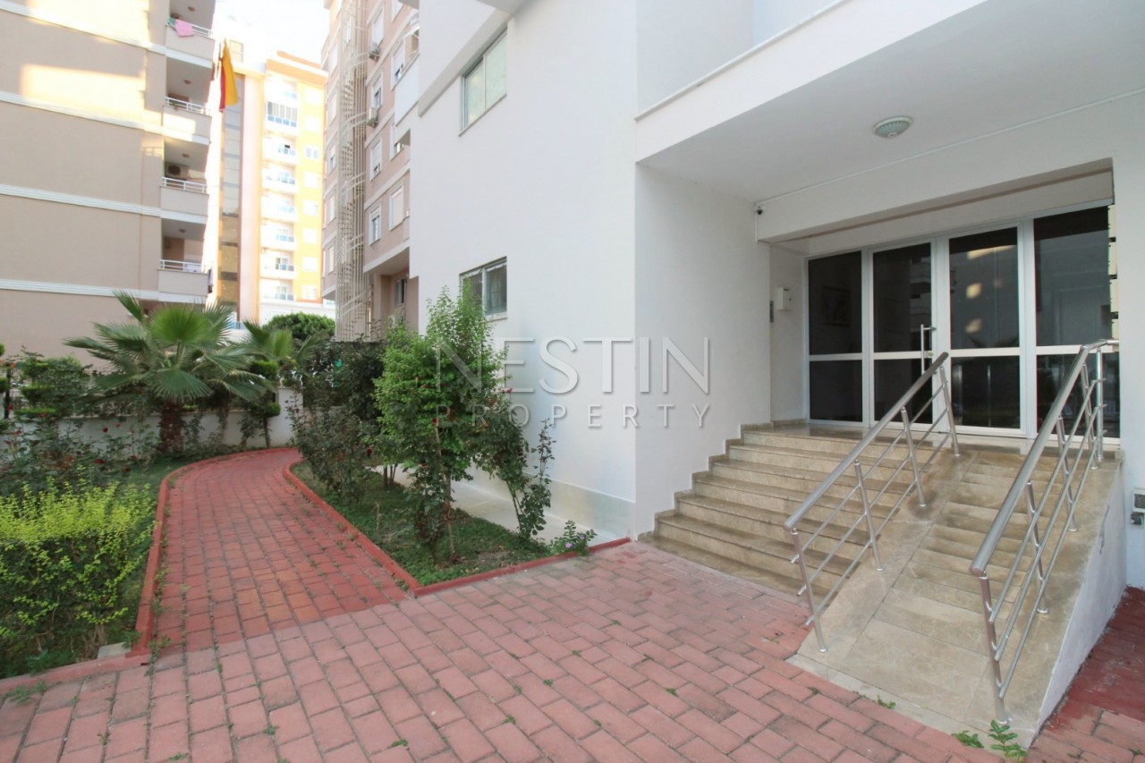 Просторная квартира 2+1 в центре Махмутлара в 100 метрах от моря фото 12