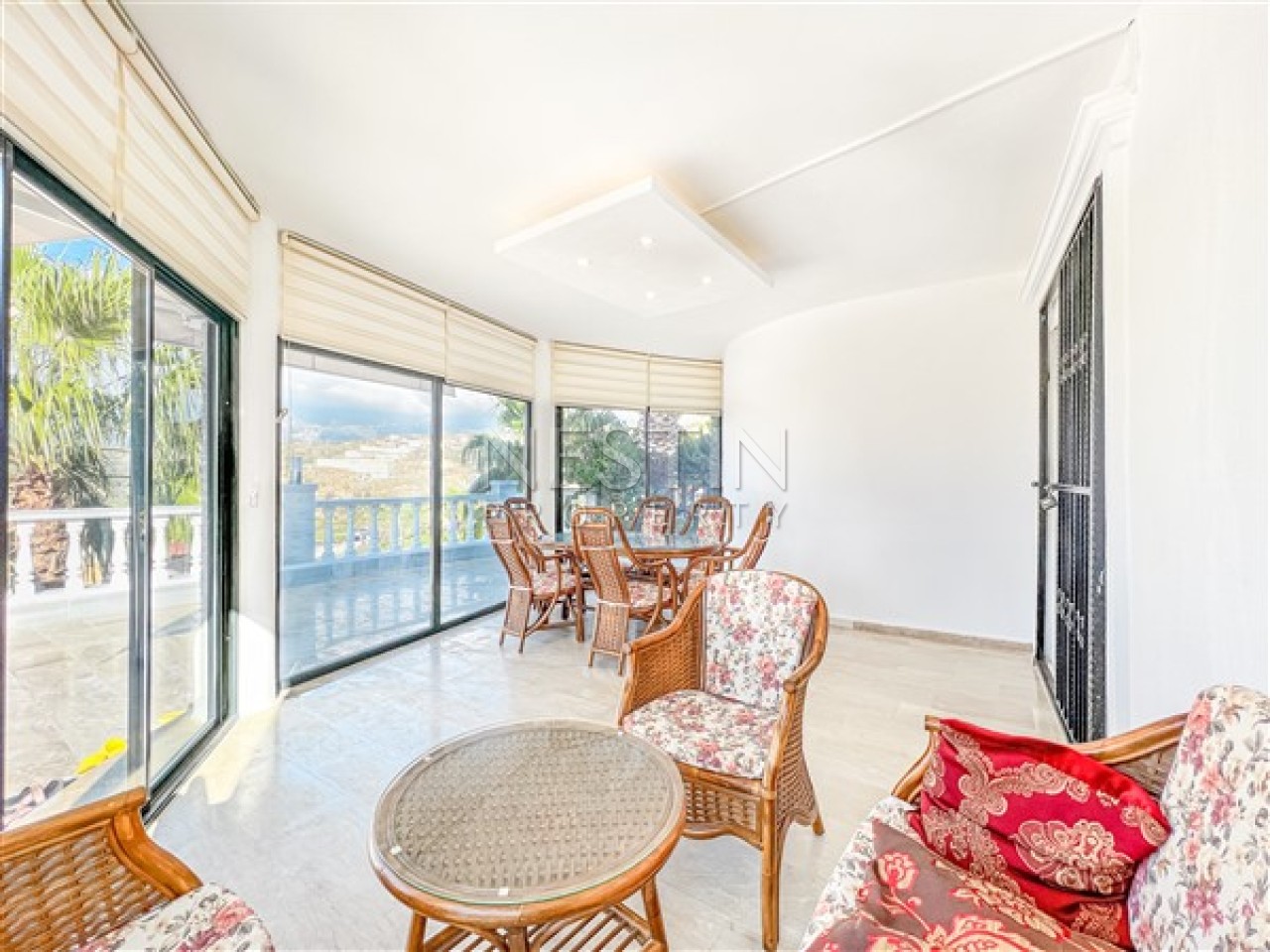 Вилла 3+1 в районе Каргыджак с видом на море и горы фото 9