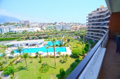 Квартира 2+1 в люксовом комплексе в центре Тосмура фото 3