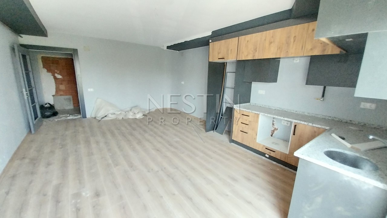 Квартира 3+1 в городе Мерсин в районе Мезитли в 1000 м от Средиземного моря фото 2