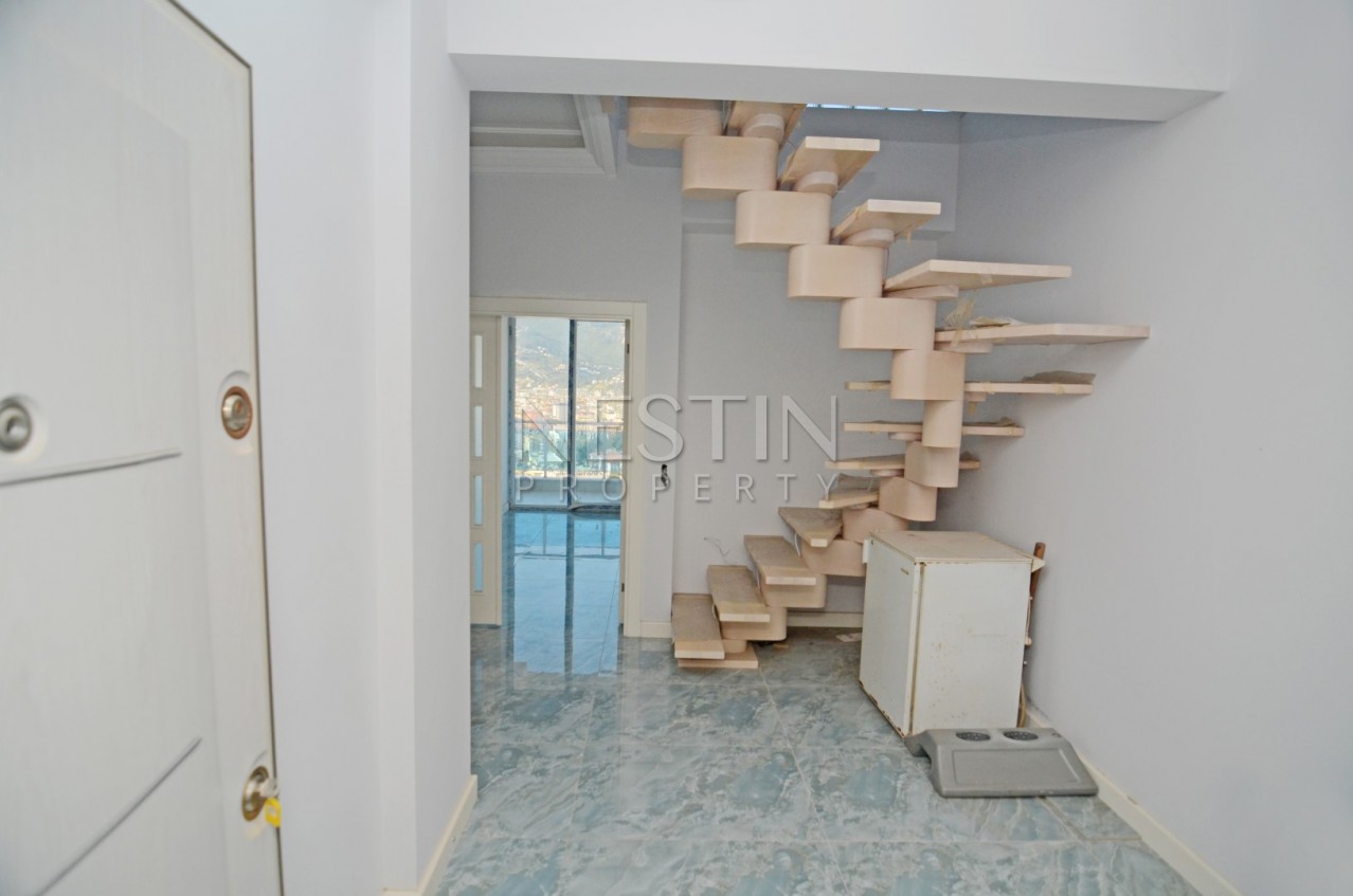 Роскошный дуплекс 4+1 с превосходным видом на крепость Алании фото 6