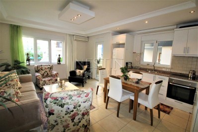 Меблированная квартира 2+1 на пляже Клеопатры в доме городского типа фото 3