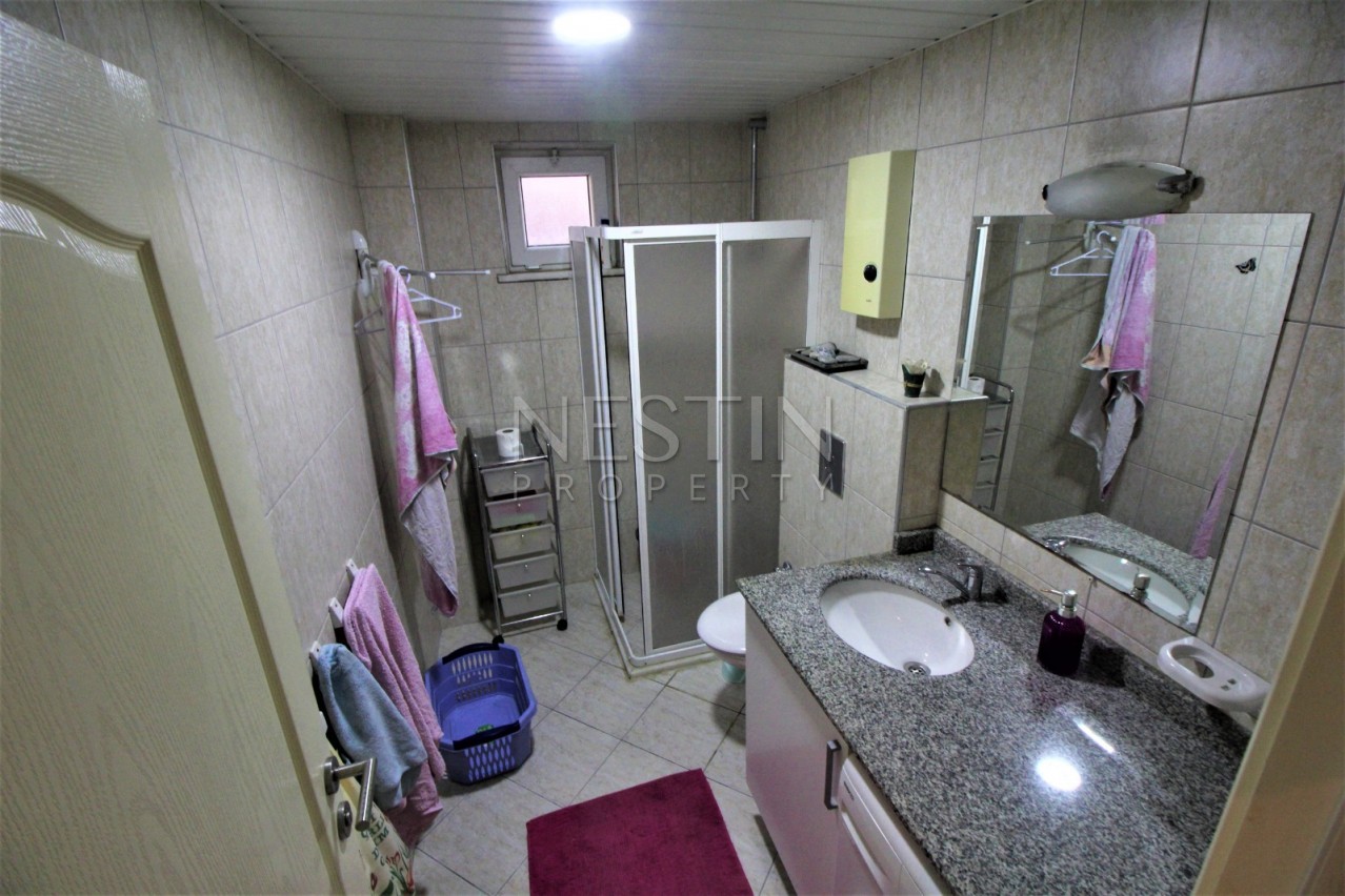 Меблированная квартира 2+1 на пляже Клеопатры в доме городского типа фото 10