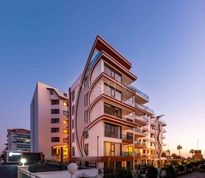 Потрясающая квартира 1+1 с выходом в сад на первой береговой линии в Кестеле фото 2