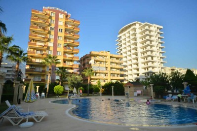 Панорамный пентхаус 4+1 с видом на море в Махмутларе фото 1