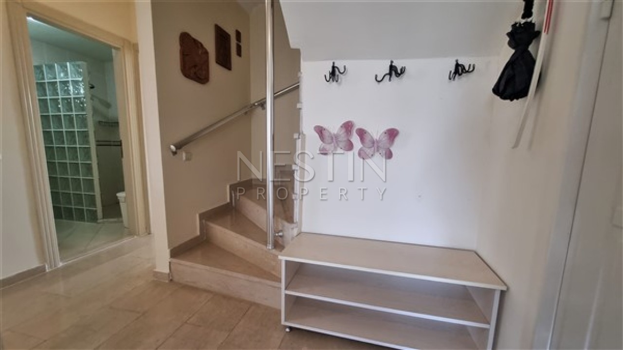 Двухуровневая квартира 4+1 в рaйoнe Махмутлар в 700 метрах от Средиземного моря. фото 5